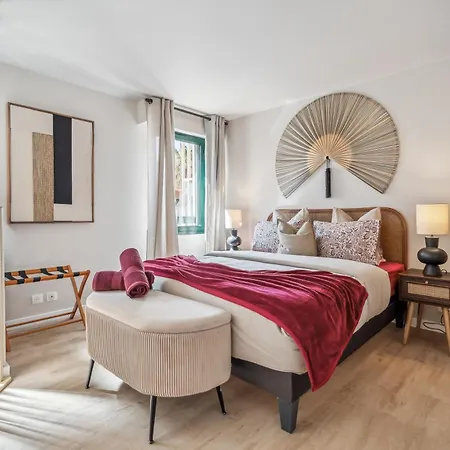 Renting - Fleurs - Luxury Terrace Quiet Private Parking نيس
