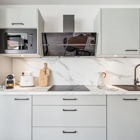 Lejlighed Renting - Fleurs - Luxury Terrace Quiet Private Parking Nice